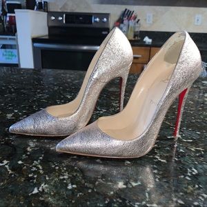 Gold So Kate 40 only worn twice out!!!